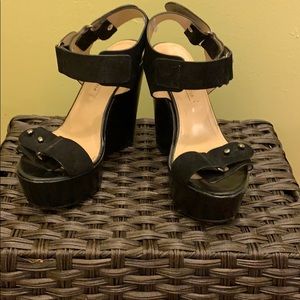 BcbgMaxAzria Shoes